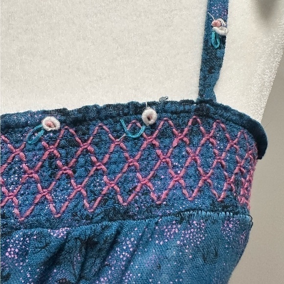 Free People Women’s Sleeveless Spaghetti Boho Strap Tank Top size Small - Picture 5 of 7